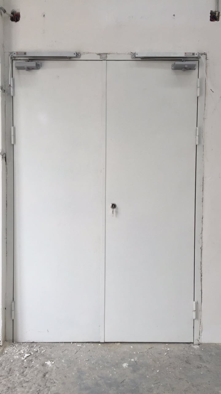 消防联动式防火门