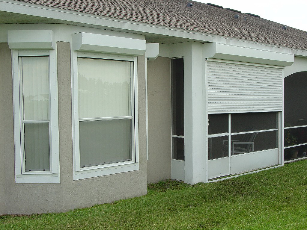 电动铝型材卷帘窗